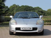 TOYOTA MR2